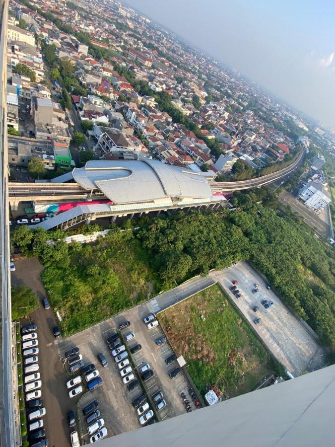 Callia Apartement Golf View Pulo Mas Jakarta Timur Εξωτερικό φωτογραφία